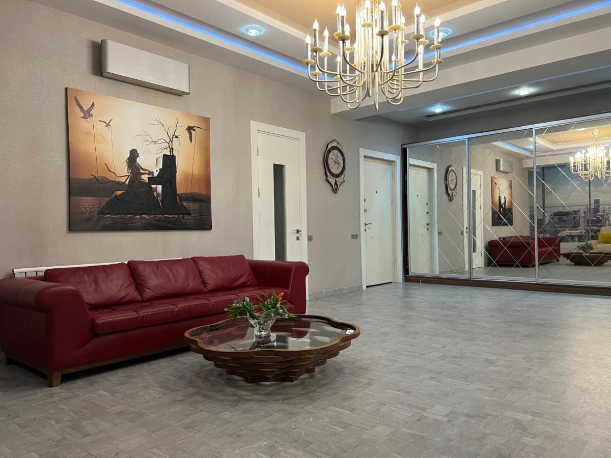 Megafun Luxury Family Apartment Bakú Exterior foto