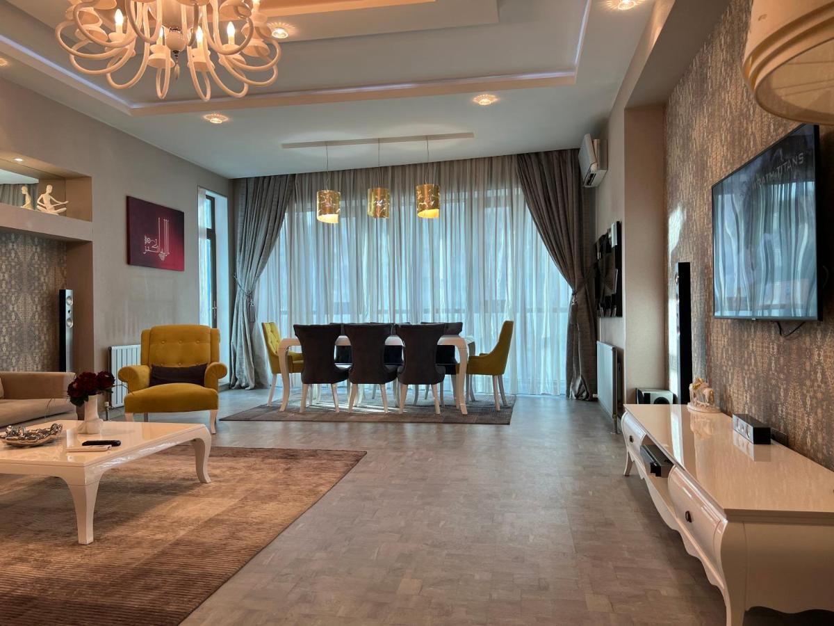 Megafun Luxury Family Apartment Bakú Exterior foto